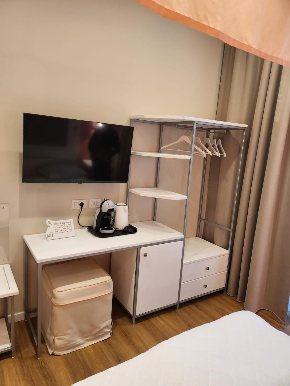 Berry Rooms กาญารี ภายนอก รูปภาพ
