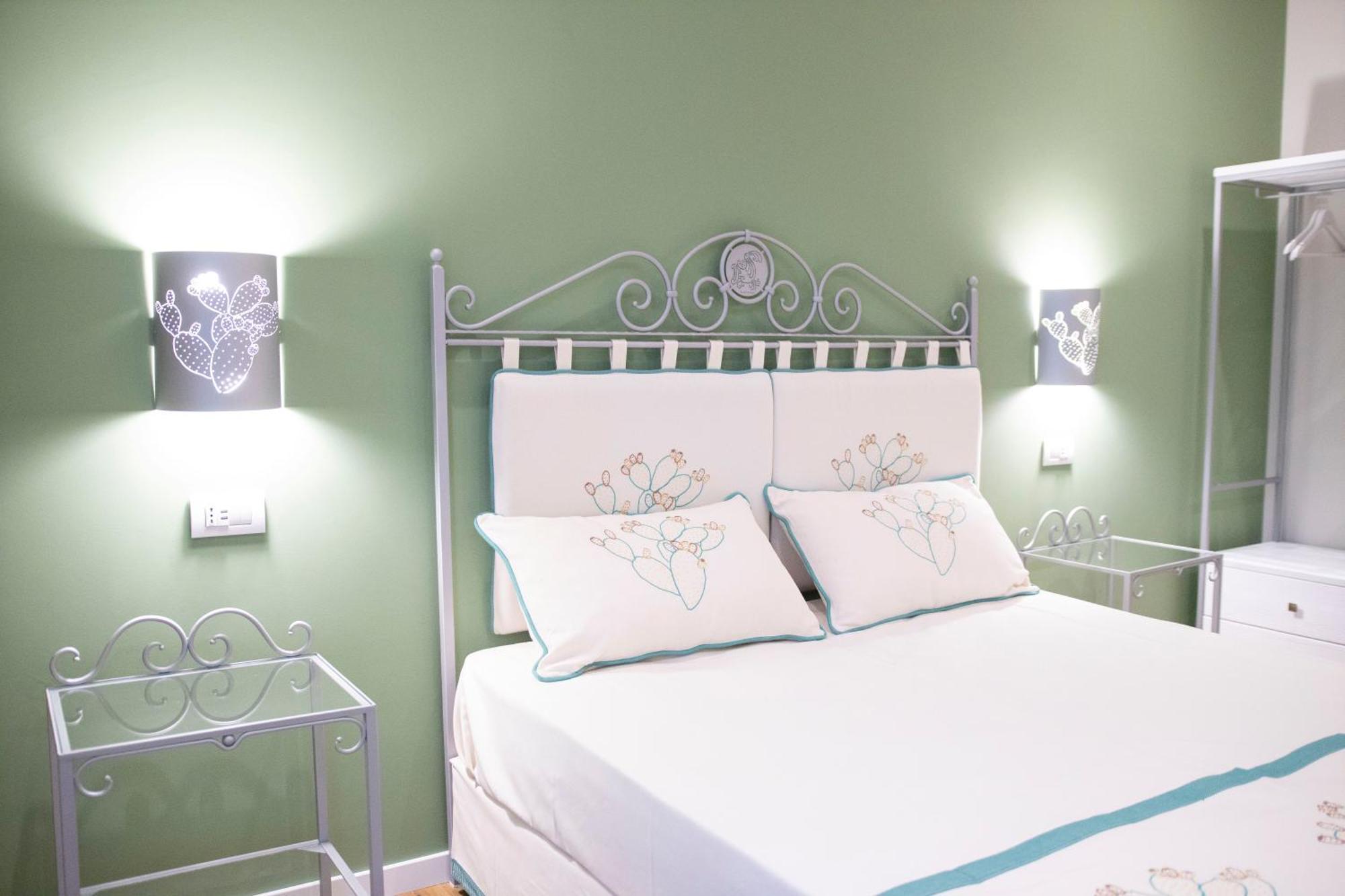 Berry Rooms กาญารี ภายนอก รูปภาพ